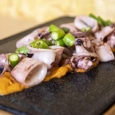 호텔 & Princesa Munia