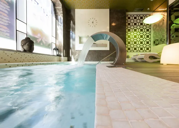 & Princesa Munia Oviedo