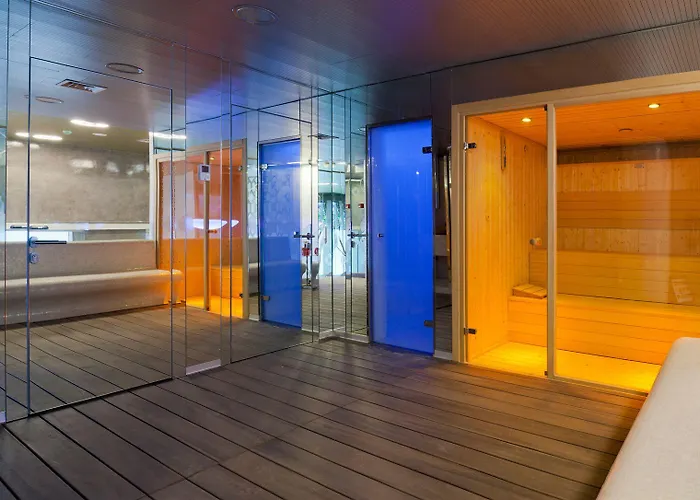 & Princesa Munia Hotel 4*