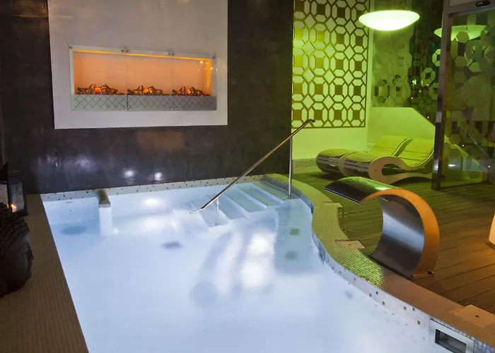 & Princesa Munia Hotel