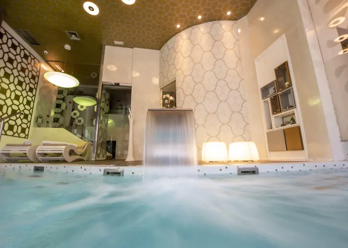 & Princesa Munia Hotel 4*