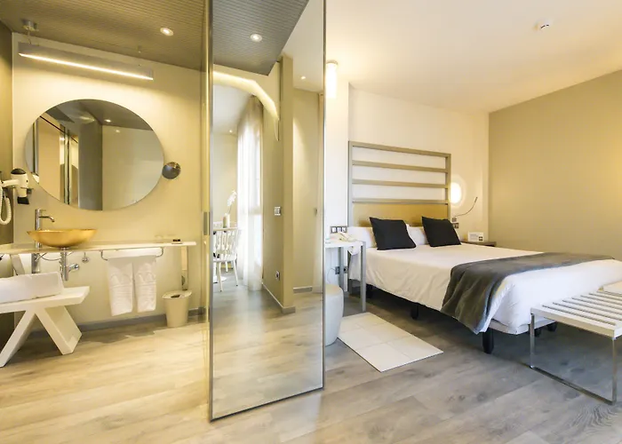 & Princesa Munia Hotel