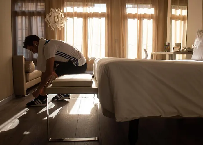 & Princesa Munia Oviedo