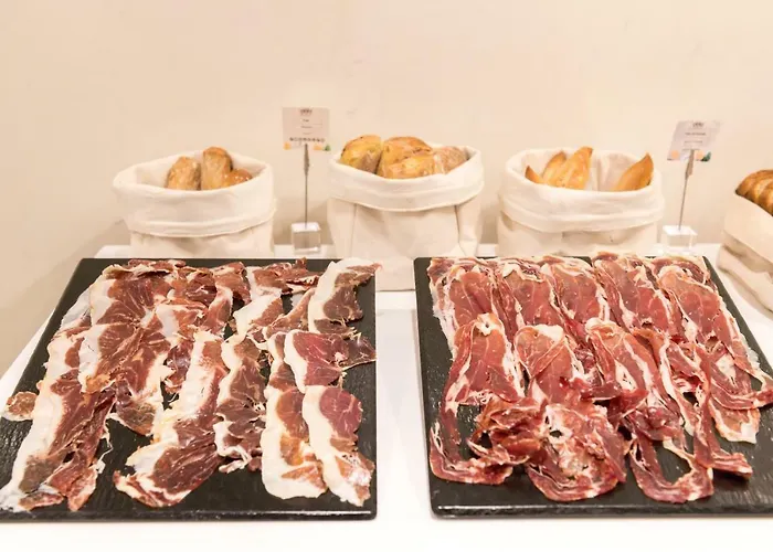 & Princesa Munia Hotel 4*